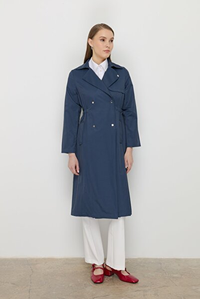 Nihan Beli Lastik Detaylı Metal Çıt Çıtlı Trençkot Lacivert