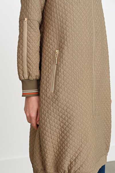 Nihan İnce Kapitone Ribana Detaylı Kap Kekik