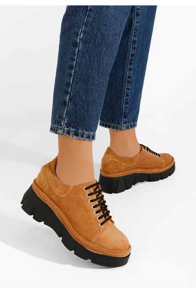 B T Shoes Camelové kožené polobotky Keresa