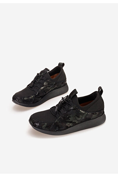 B T Shoes Černé kožené polobotky Nemena V4