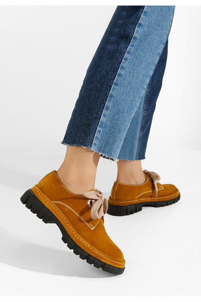 B T Shoes Camelové kožené polobotky Dasha