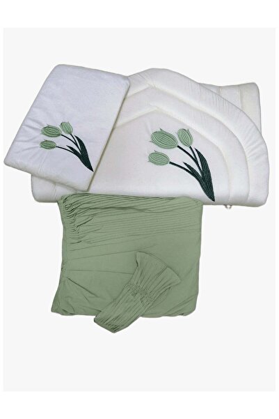 Red Rose Ramadan Gift Set Prayer Rug