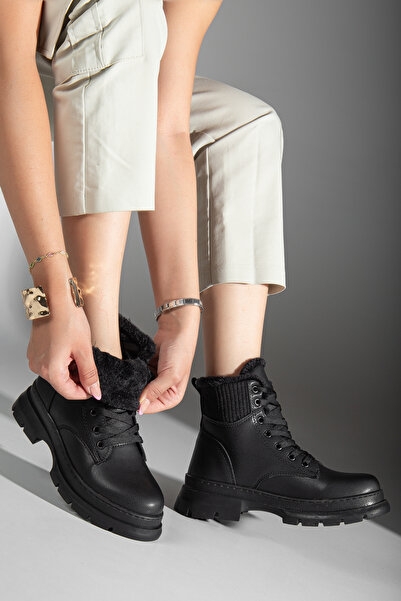 MaskButik Mia Kürklü Bot