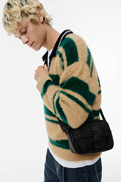 Pull & Bear Rubberised crossbody bag