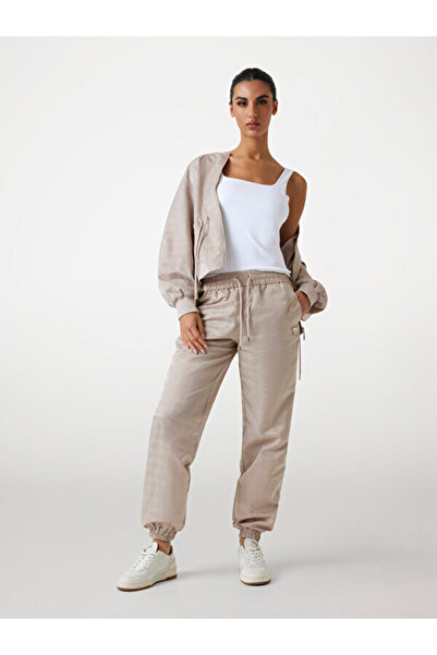 Guess Pantaloni de sport pentru femei Aop Active Regular Fit