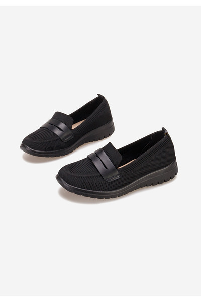 B T Shoes Černé dámské mokasíny Icora