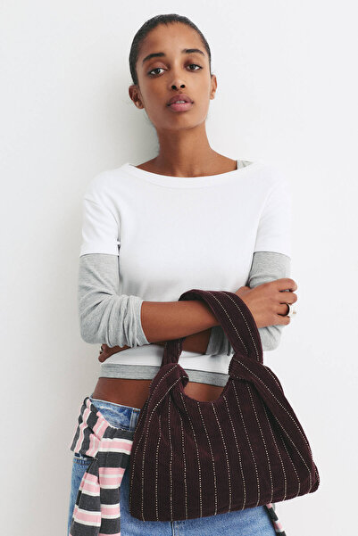 Pull & Bear حقيبة كتف مزينة