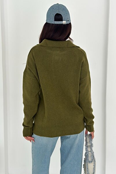 FEMELLE Khaki Women's Polo Neck Oversize Knit Sweater - Standard Size Soft Texture