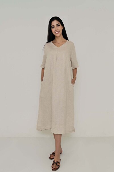 Yola Plain Midi Dress with Half Sleeves and V-Neckline