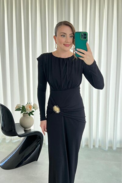 MaziButik Güneş Broşlu Esnek Elbise Siyah