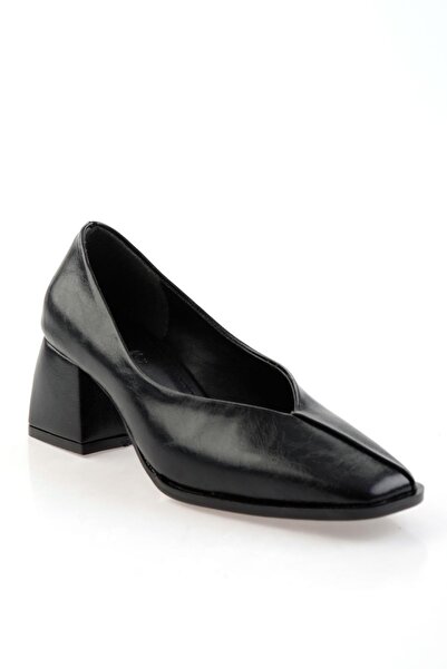 Bambi Siyah Kadın Klasik Topuklu Ayakkabı K01565015742