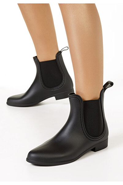 B T Shoes Černé dámské kotníkové holínky Prixia