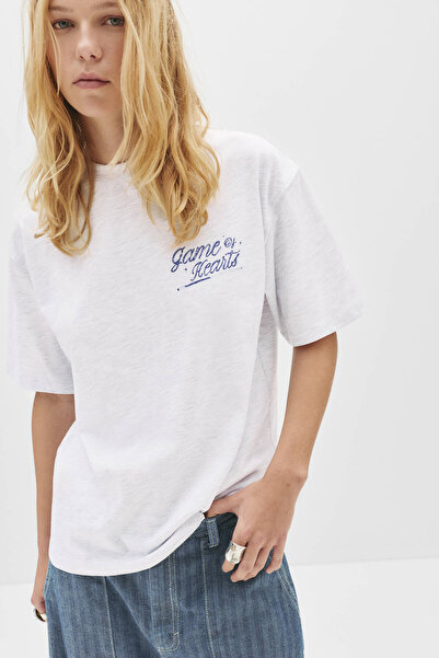 Pull & Bear تي شيرت جرافيكي لكرة البلياردو