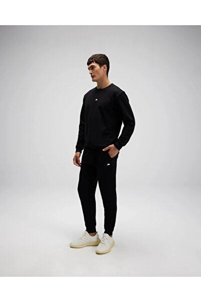 Ellesse EM556-BK Мъжка черна суитшърт