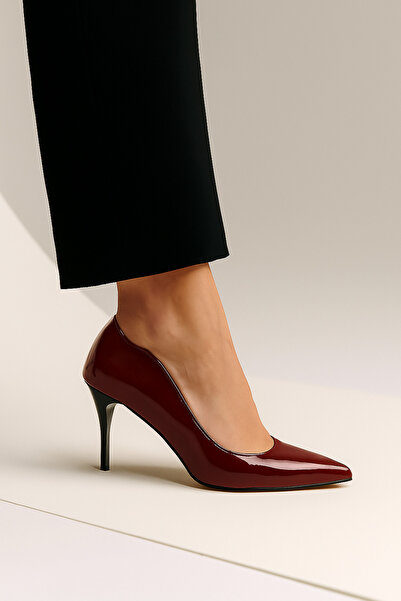 Arzillo حذاء ميريليا بكعب من الجلد الأحمر اللامع الأصلي