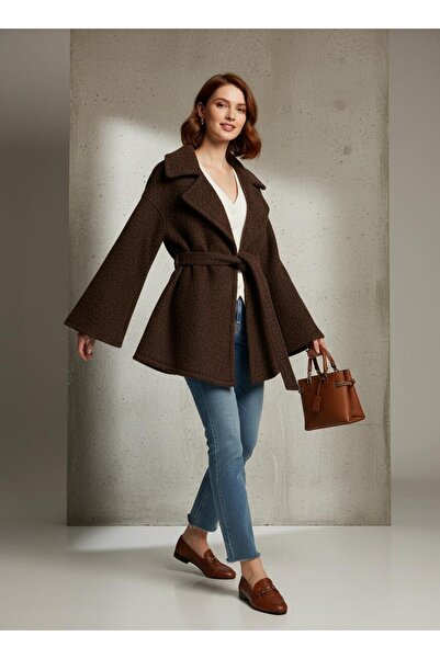 moda paketi Μπουφάν με κορδόνια σε χρώμα καφέ