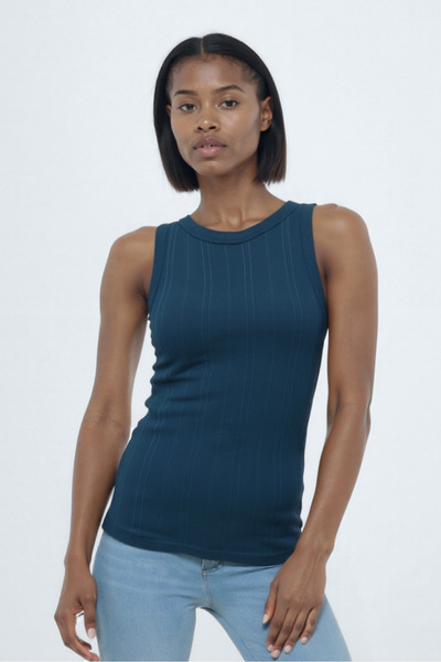 WESTMARK LONDON Midnight Blue Crew Neck Sleeveless Women's T-Shirt Poppy