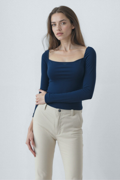 WESTMARK LONDON Night Black Square Neck Long Sleeve Women's Crop Body Cecilia Crop