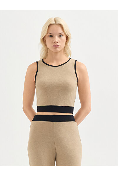 Karaca Kadın Regular Fıt Tişört-Bej