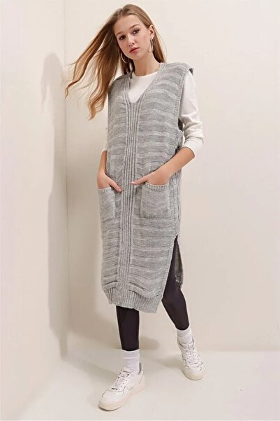 TRQOM Women's V-Neck Stripe Detailed Pocketed Sleeveless Slit Soft Textured Poncho Gray