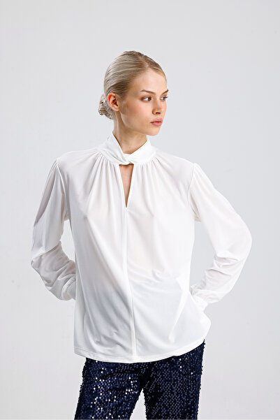 Sense Low-Cut Neckline Detailed Women's Blouse |   Blz36367 Ecru