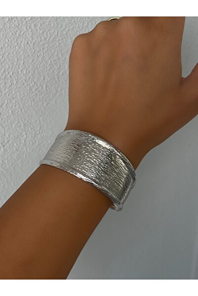 Twinssis Accessories سوار سميك ذو لوحة مسننة قابلة للتعديل