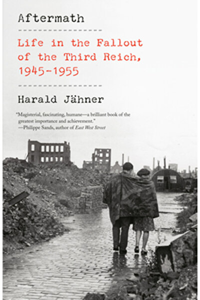 Vintage Urmări: Viața în timpul declinului celui de-al Treilea Reich, 1945-1955