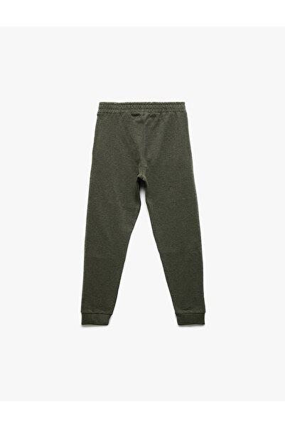 Koton Βασικό αθλητικό παντελόνι με λεπτομέρεια τσέπης και ελαστική μέση