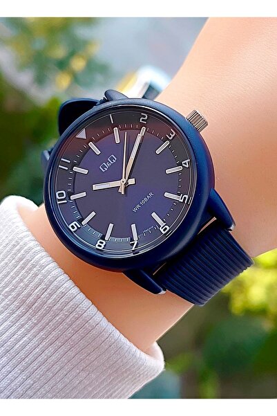 Q&Q 10 Atm Waterproof Silicone Strap Unisex Wristwatch with 2 Years Warranty