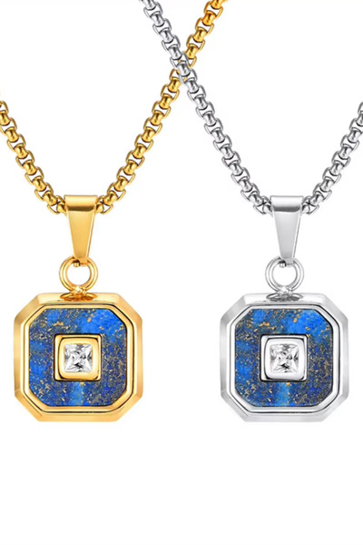 laria jewelry Kare Mavi Taş Detaylı Madalyon Kolye