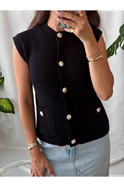 Store Altın Düğme Detaylı Önü Cepli Standart Beden Kolsuz Triko Bluz