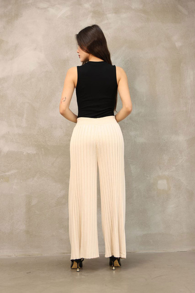 bacc Woman's ecru pleated knitwear pants bces-252035