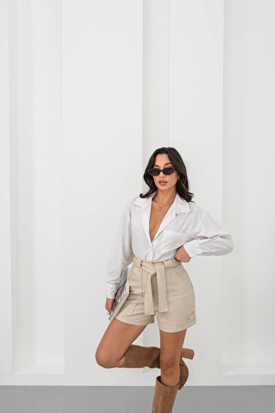 bacc Γυναικείο μπεζ σορτς με ζώνη και φαρδιές τσέπες BCHN-25260086