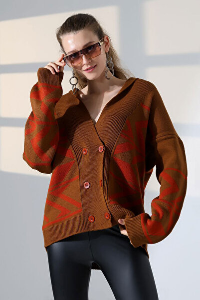 bacc Cardigan tricotat cu model detaliat și nasturi dubli pentru femei, maro-scorțișor, BCES-252021