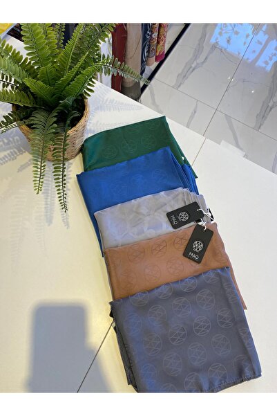 Parla Prive شال ماك