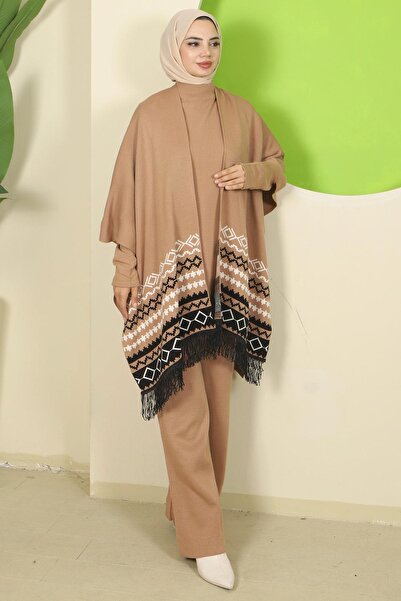 hafsamina Kilim Pattern Poncho Three-Piece Knitwear Set Camel Hm2816