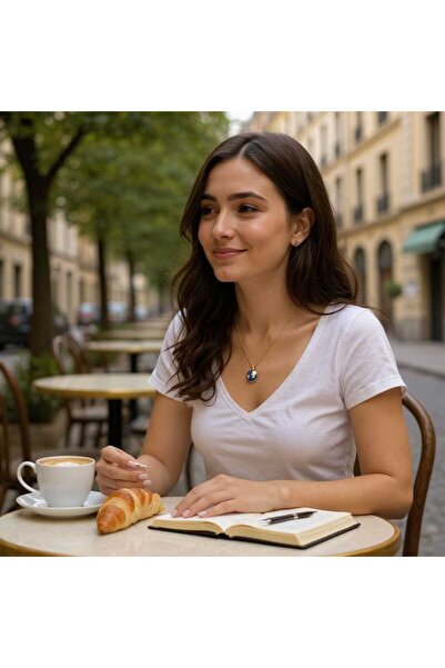 GOOG DESIGN قلادة ذهبية اللون مع شكل خريطة العالم - مجوهرات ذات طابع السفر وا...