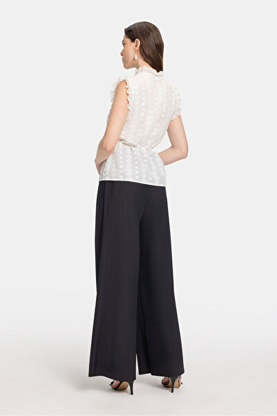 W Collection BEYAZ FİSTO DETAYLI BLUZ