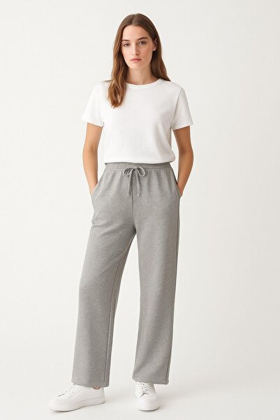 Rays بنطال رياضي نسائي واسع الساق من كارميلانج 9220M