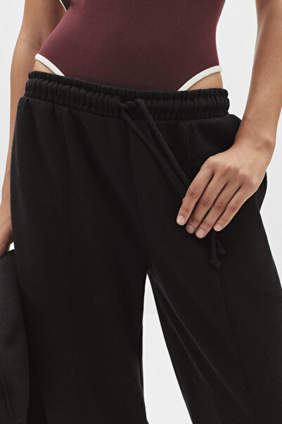 Pull & Bear Cuffed tracksuit bottoms