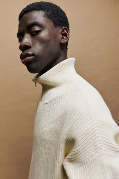 Pull & Bear Quarter-zip sweater