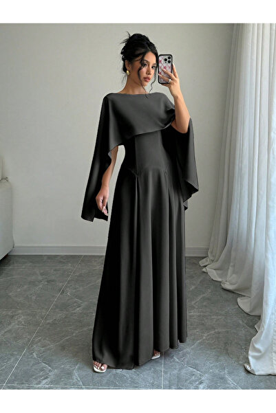 Take Two By Styli فستان ماكسي سادة بأكمام كاب وخط A