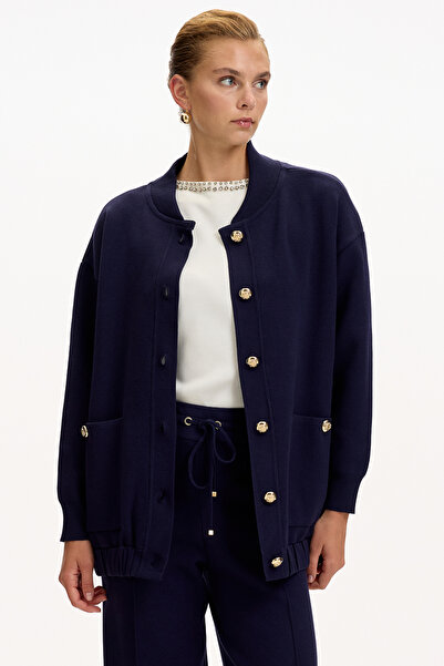 Exquise Bisiket Oversize Tirko Cardigan with Collar Pockets and Gold Buttons