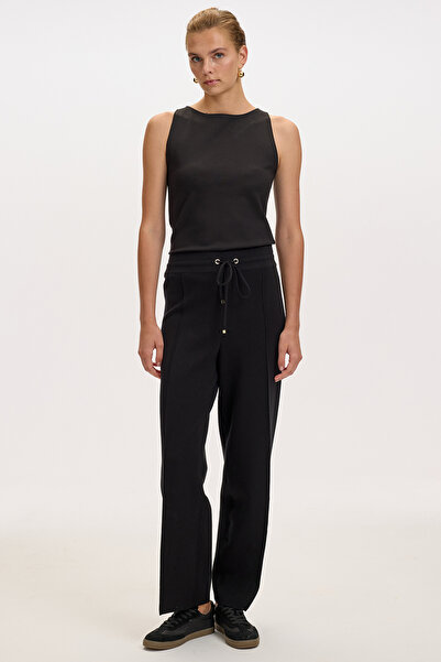 Exquise Lace-Up Regular Knitwear Pants