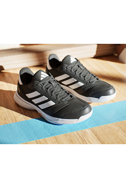 adidas Ligra 8 M Erkek Kapalı Saha/SalonAyakkabısı IH0526 Siyah