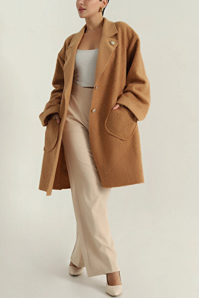 VıoShıne Kadın Broş Detaylı Buklet Kaşe Kaban