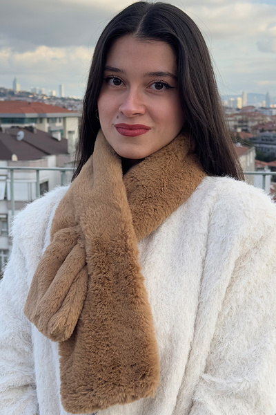 Mavelle Women's Camel Plush Scarf Soft Neck Warmer Winter Women's Scarf