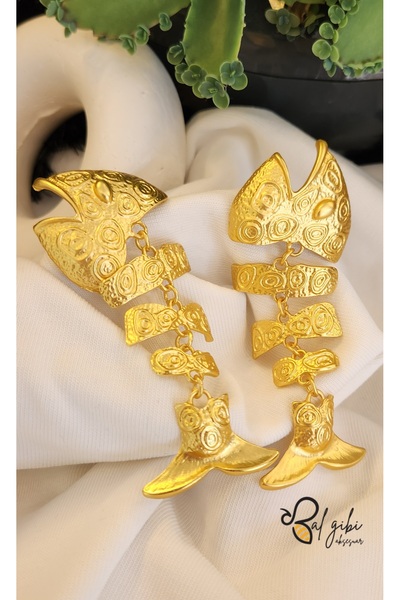 Bujiteri VIP Sallantılı Yazlık Balık Küpe (hafif)