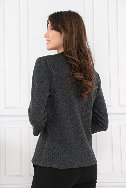 Vanessa Line RO Anthracite-gray wool blouse with gold bow at the neckline