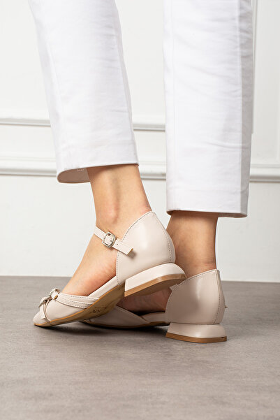 Güllü Shoes Cream Matte Ankle Strap Double Silver Buckle Pointed Toe Low Heel Women's Ballet Shoes